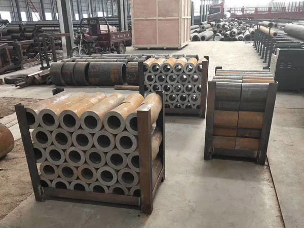穆棱厚壁无缝钢管切割